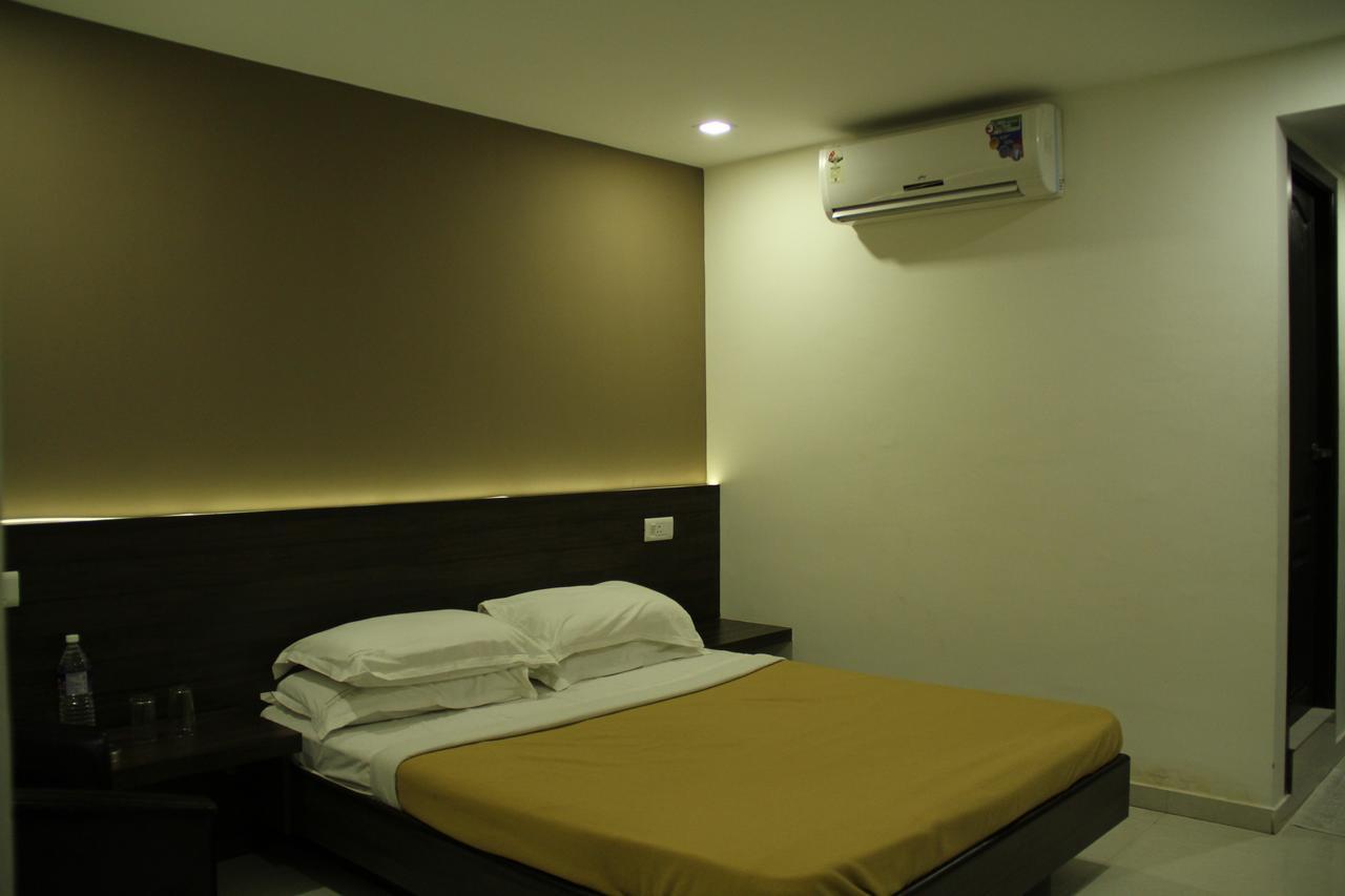 Sugam Hotel Pvt Ltd Coimbatore Eksteriør billede