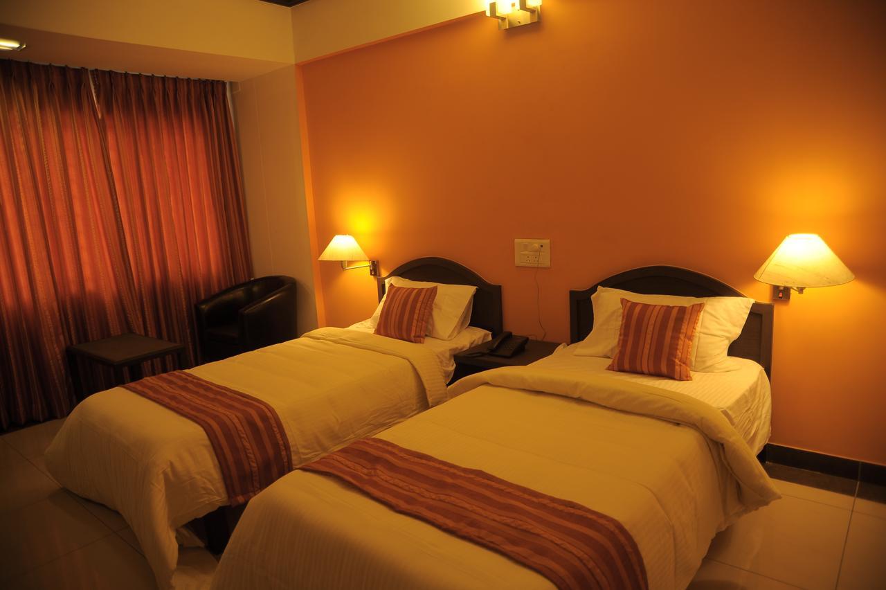 Sugam Hotel Pvt Ltd Coimbatore Eksteriør billede